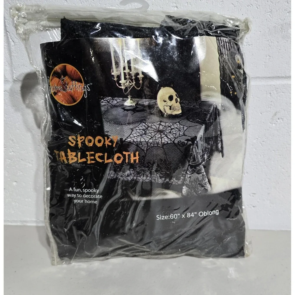 Halloween-Themed Tablecloth Oblong 60